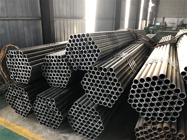 儋州小口径厚壁无缝钢管